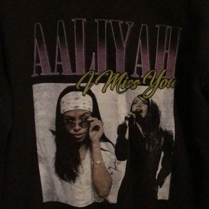 Aaliyah Graphic Crewneck (Unisex)